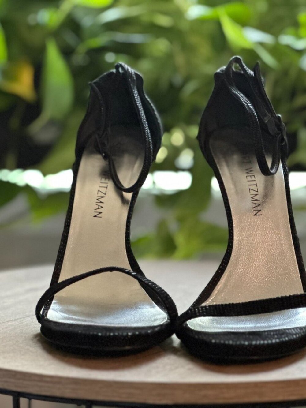 Stuart Weitzman Nudist Black Goose Bump Nappa Leather Heel - Picture 2 of 8
